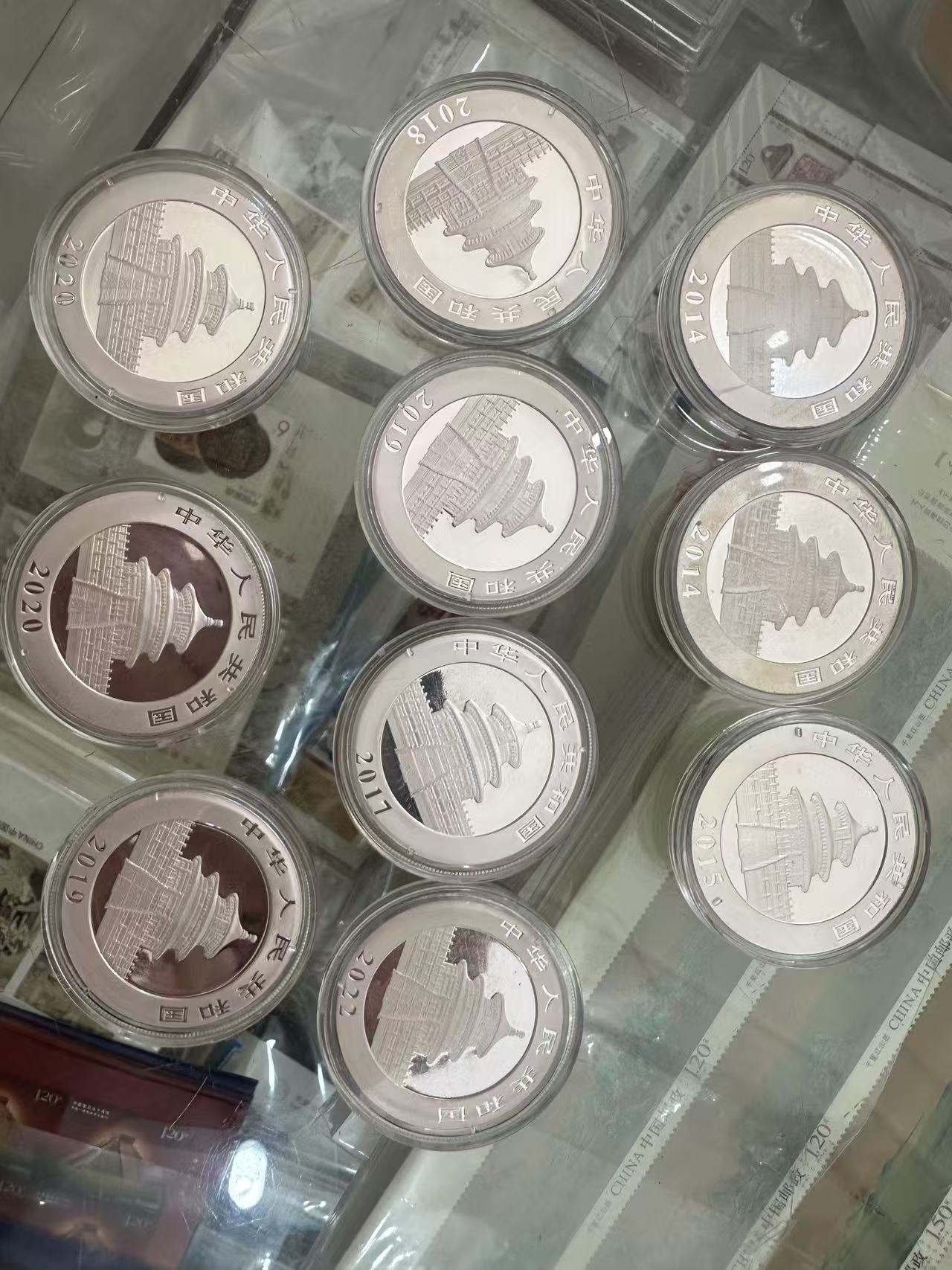 dvubb 图片点击可在新窗口打开查看