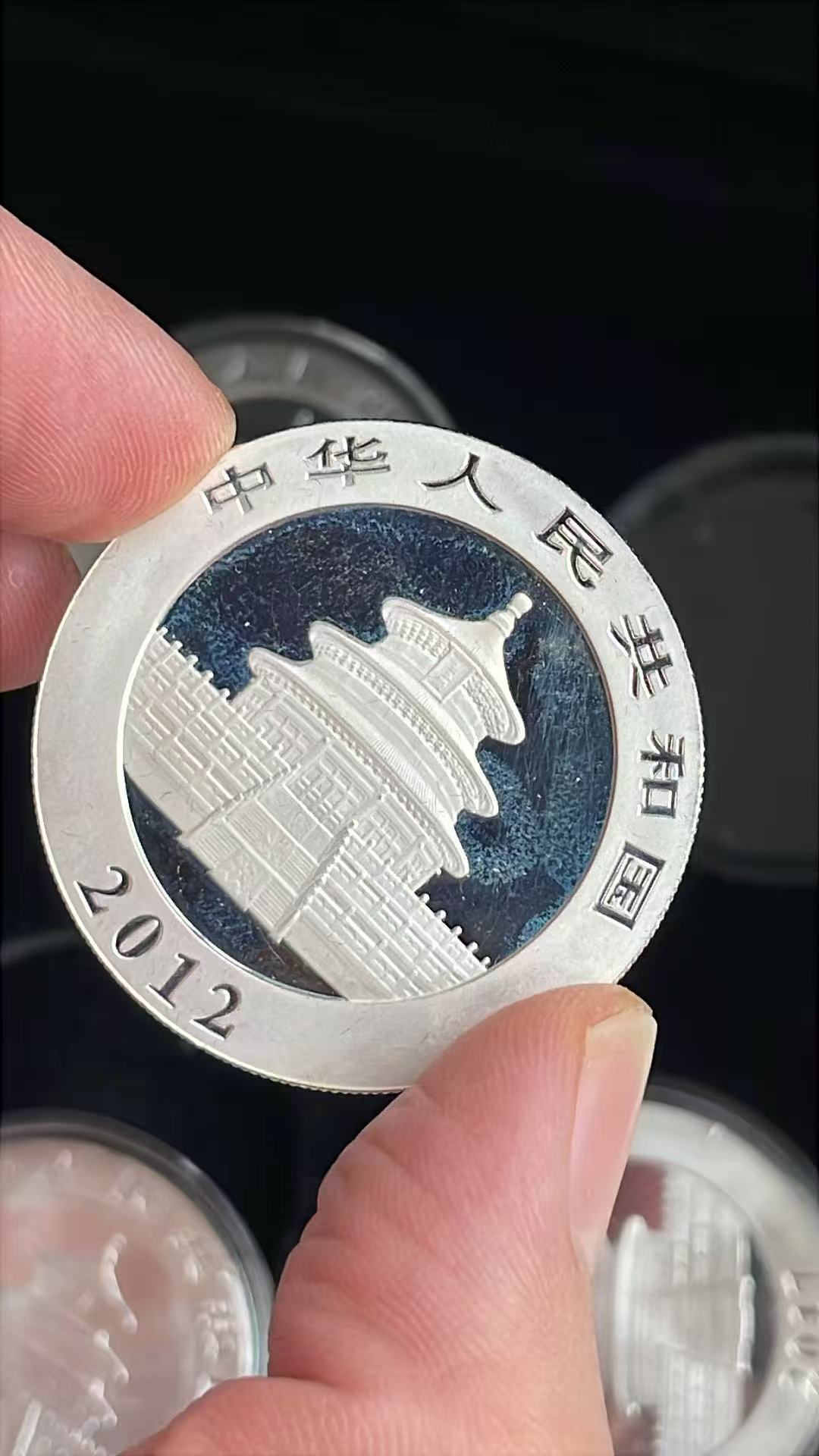 dvubb 图片点击可在新窗口打开查看