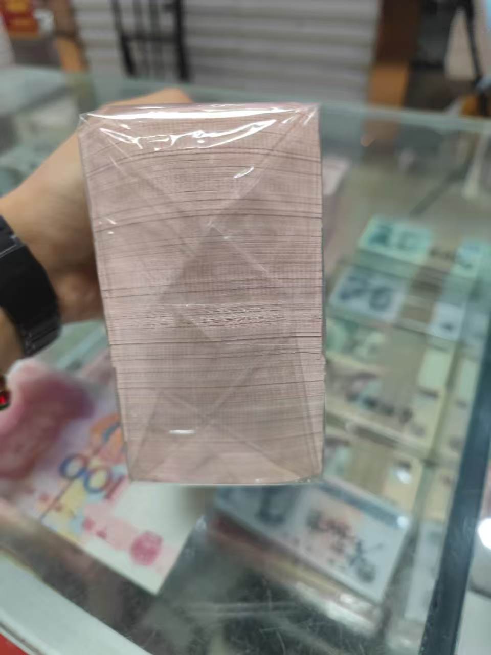 dvubb 图片点击可在新窗口打开查看