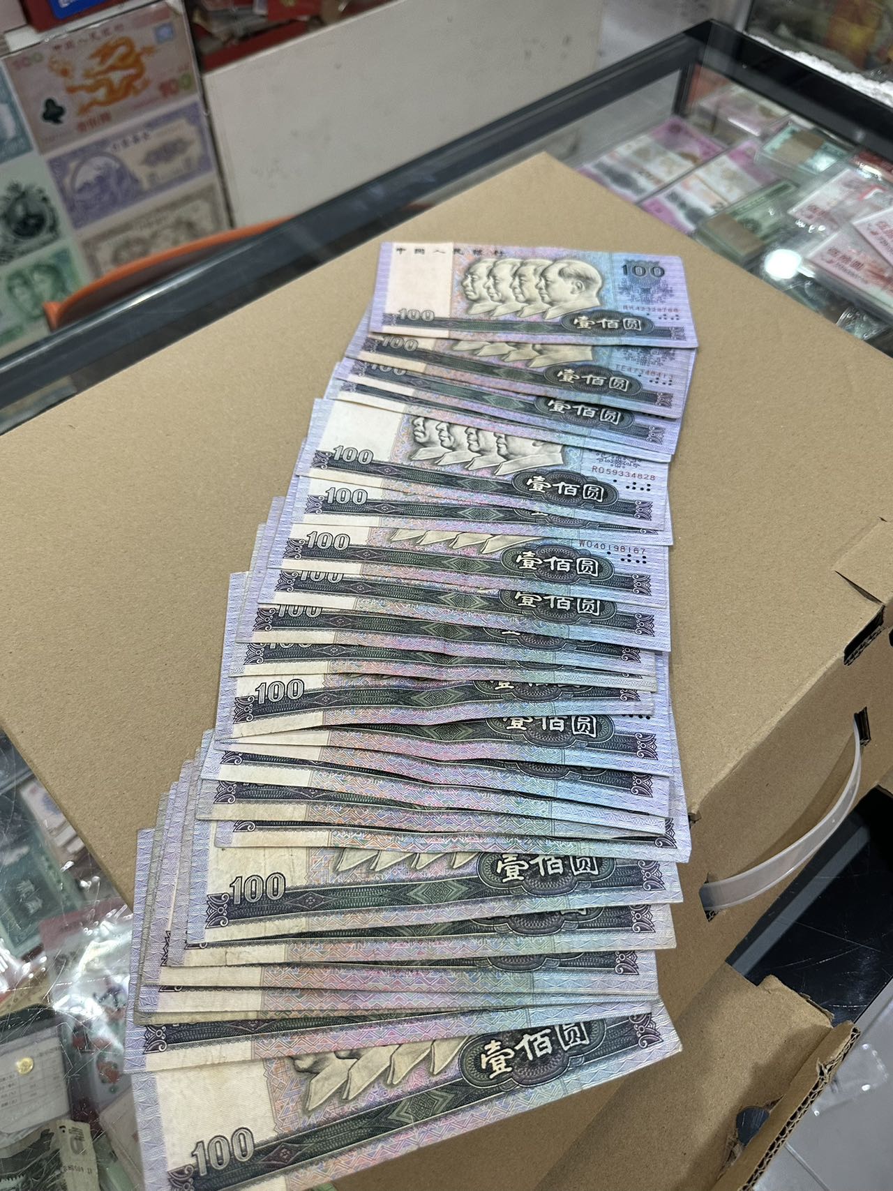 dvubb 图片点击可在新窗口打开查看