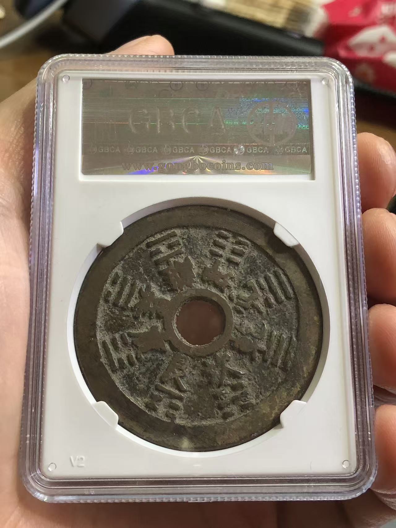 dvubb 图片点击可在新窗口打开查看