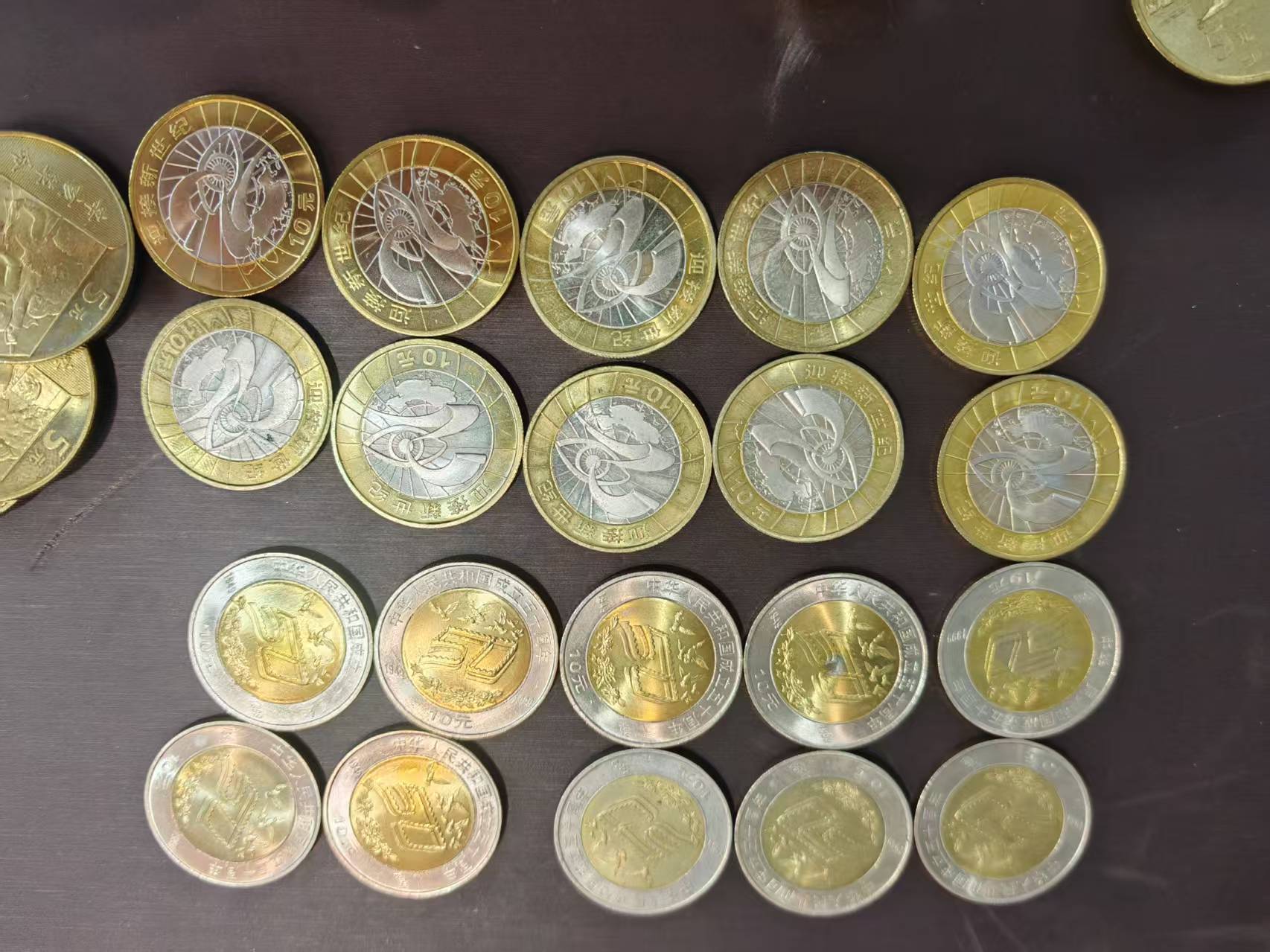 dvubb 图片点击可在新窗口打开查看