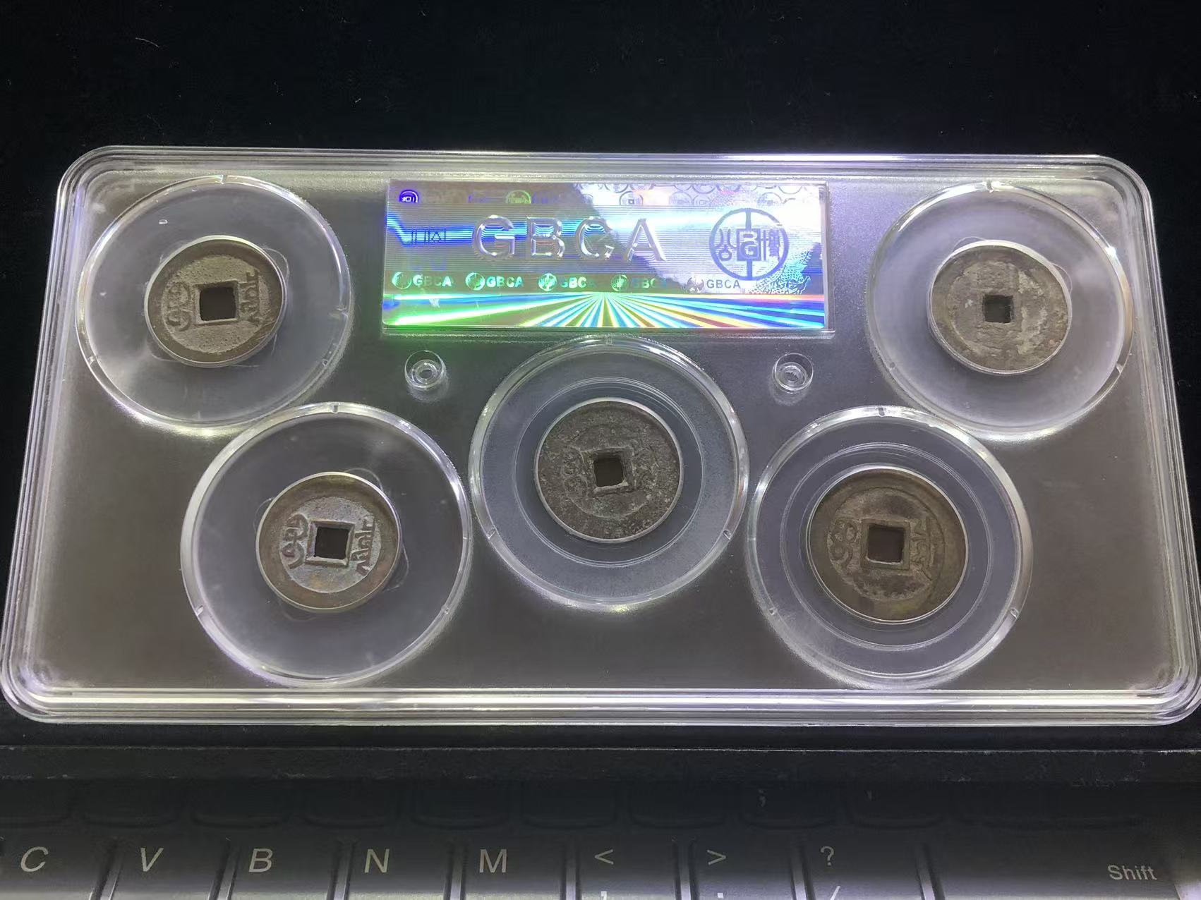 dvubb 图片点击可在新窗口打开查看