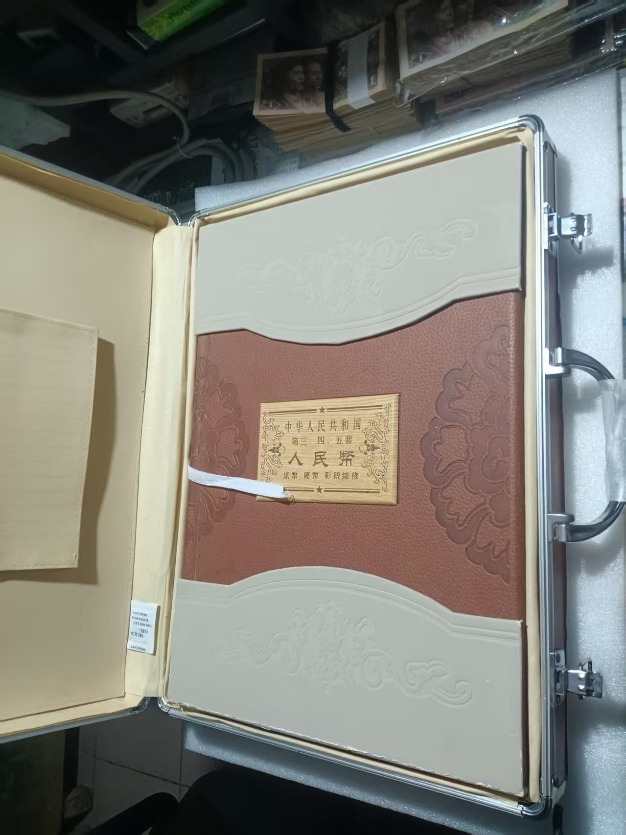 dvubb 图片点击可在新窗口打开查看