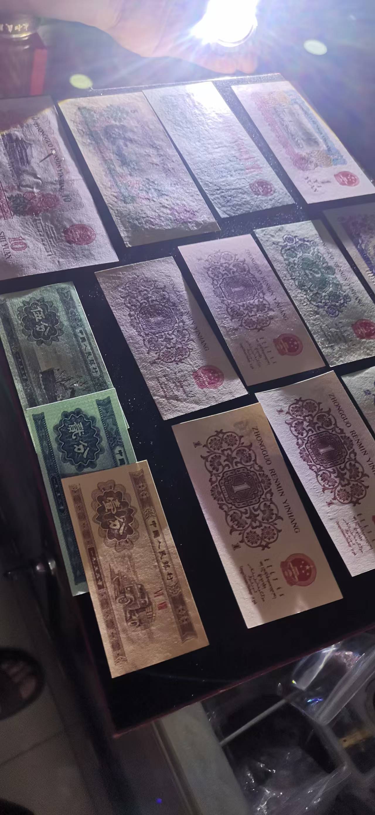 dvubb 图片点击可在新窗口打开查看