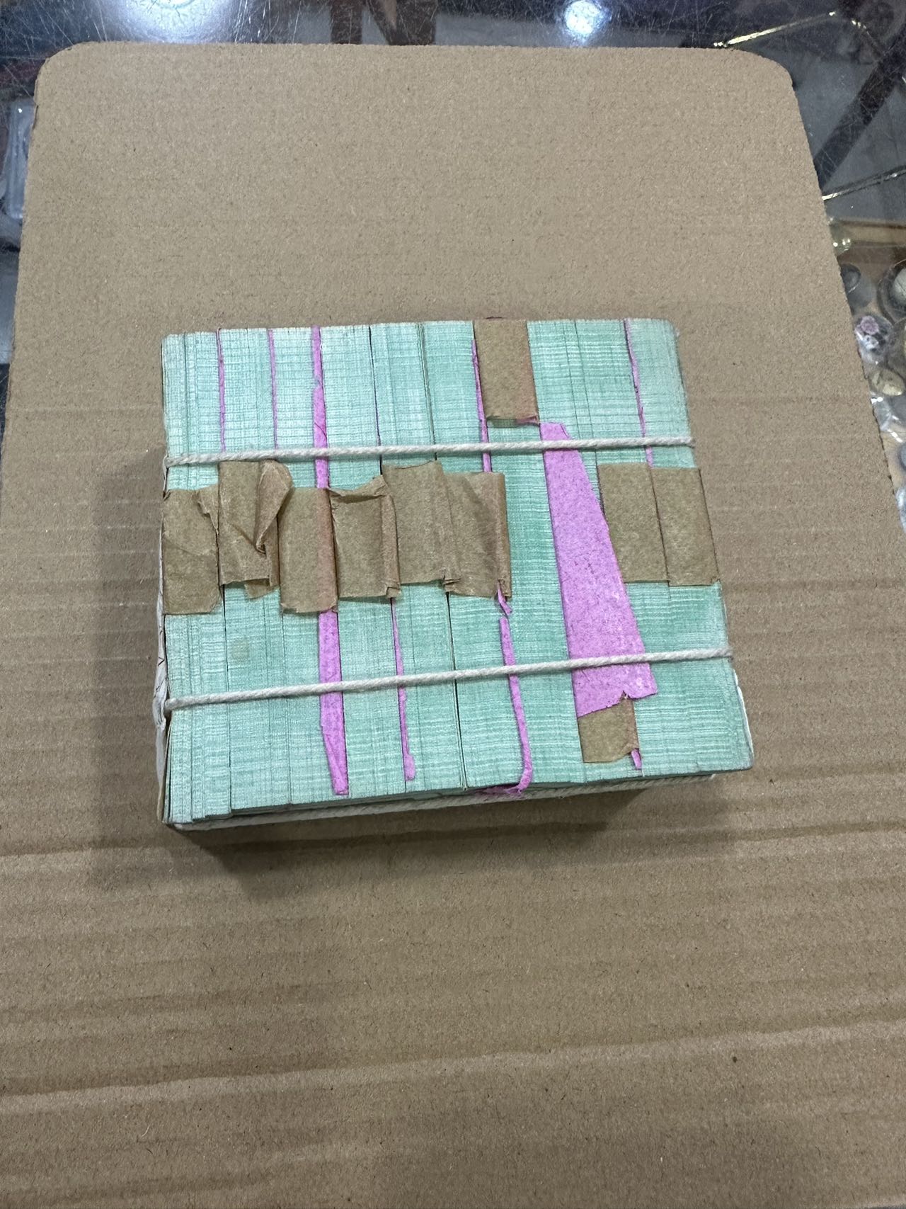 dvubb 图片点击可在新窗口打开查看
