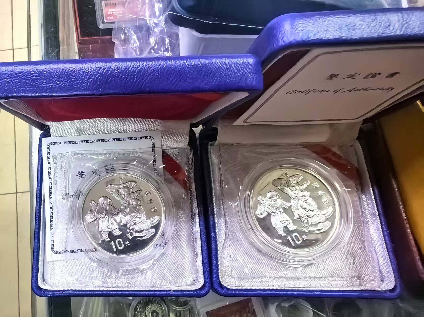 dvubb 图片点击可在新窗口打开查看